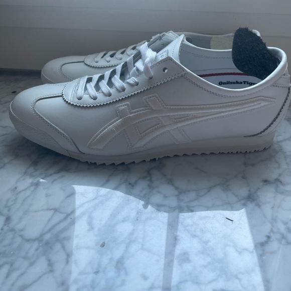 Givenchy X Onitsuka Tiger leather embroidered accent sneakers - Picture 4 of 5